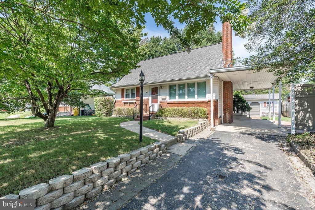 Primary Photo - 102 Martin Rd