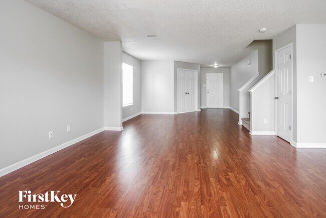 Building Photo - 8103 Crackling Ln