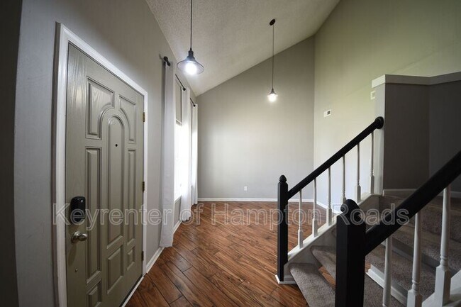 Building Photo - 1197 Dovetail Ct