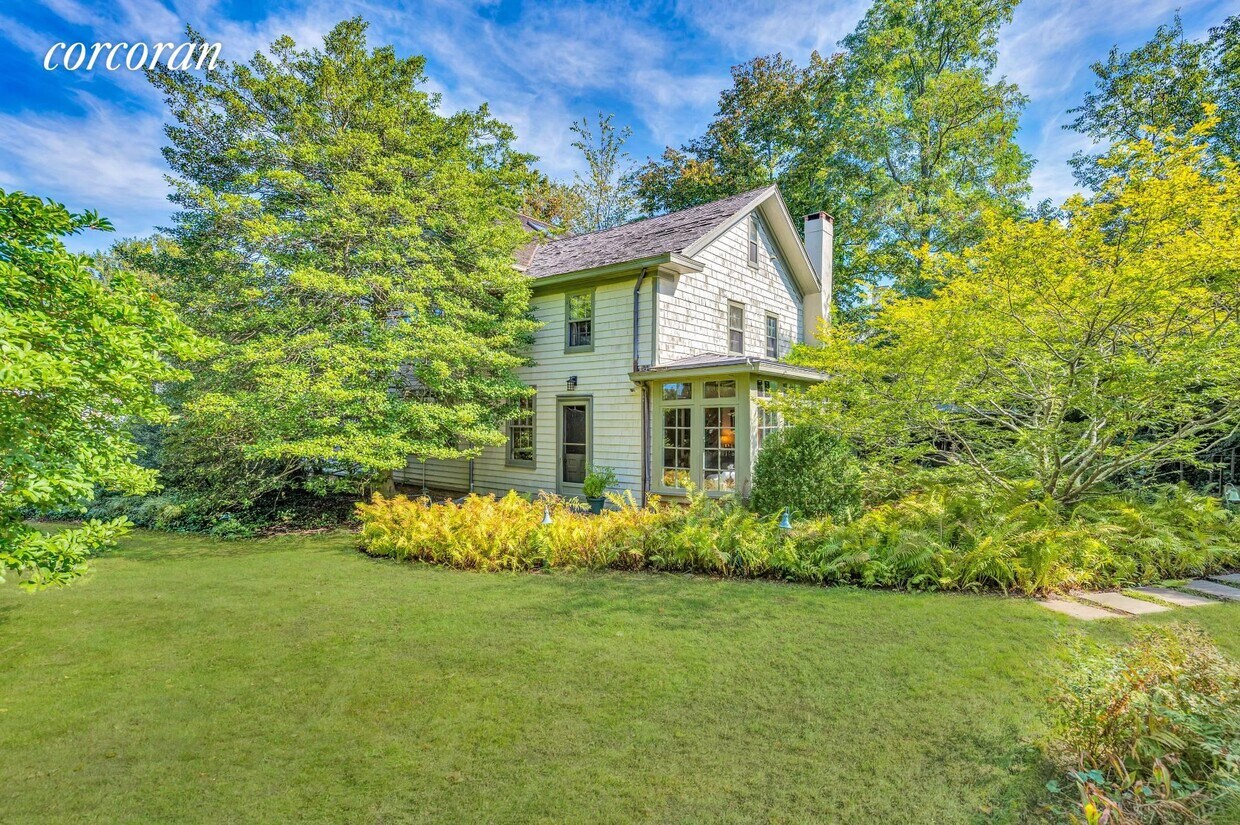 12 Union St, Sag Harbor, NY 11963 House Rental in Sag Harbor, NY