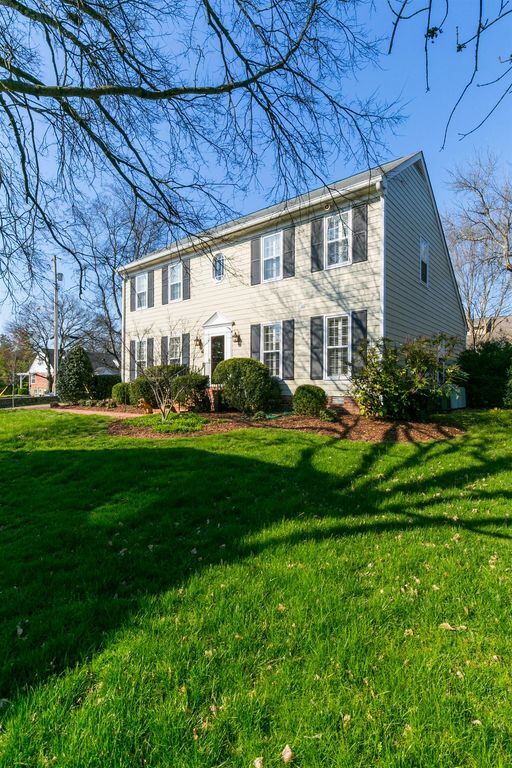 Building Photo - 1704 Castleman Dr