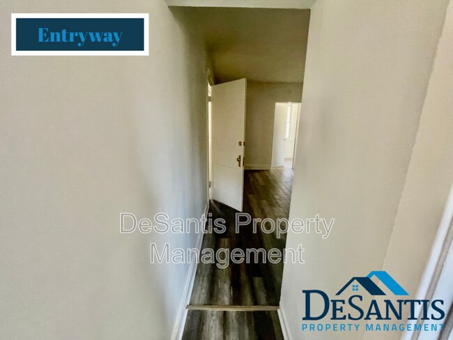 Foto del edificio - 527 Halsey Ave