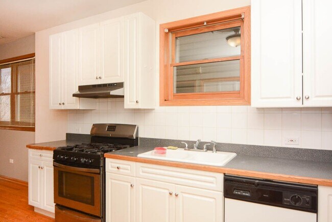 Foto del edificio - 1445 W Cortez St