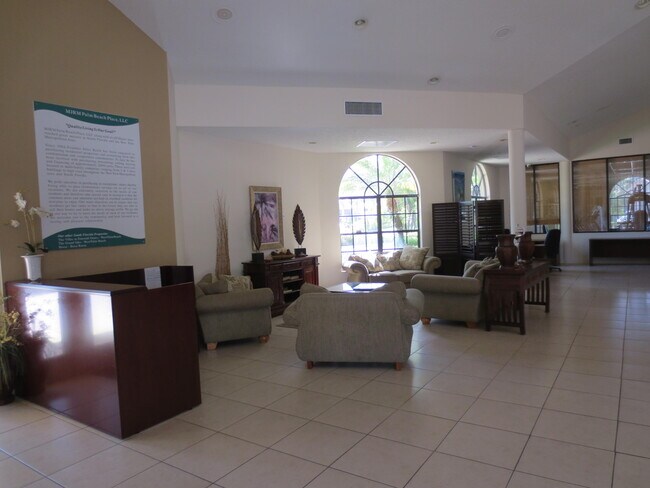 Building Photo - 1524 Lake Crystal Dr