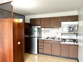 Building Photo - 2331 E Market St