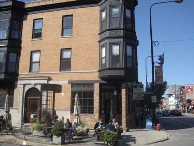 Foto principal - 800 W Buckingham Pl