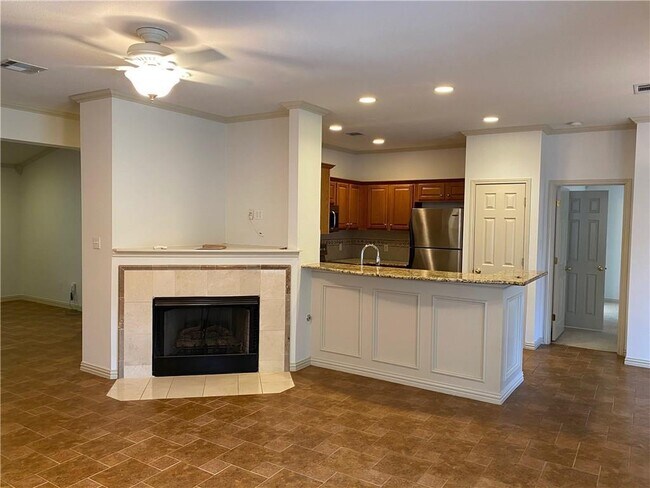 Foto del edificio - 9325 Meyrick Park Trail