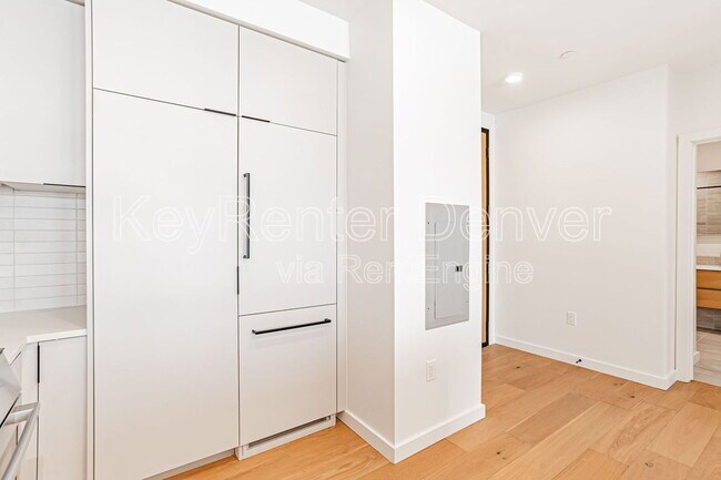 Foto del edificio - 1601 Park Ave