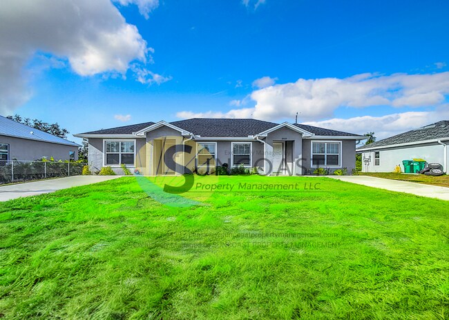 Building Photo - FIRST MONTH RENT IS FREE!