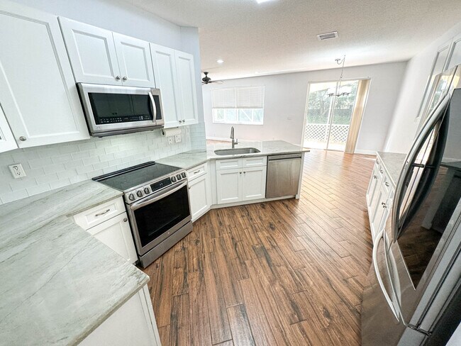 Building Photo - 9145 Villa Palma Ln