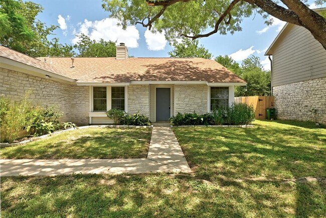 Foto del edificio - 2702 Goldbridge Dr