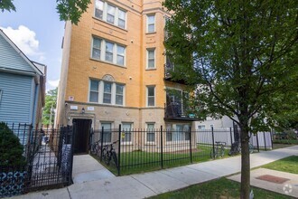 Building Photo - 3510 W Cortland St