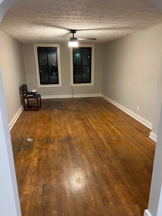 408 Chestnut St Unit 1, Berea, KY 40403 Apartments in Berea, KY