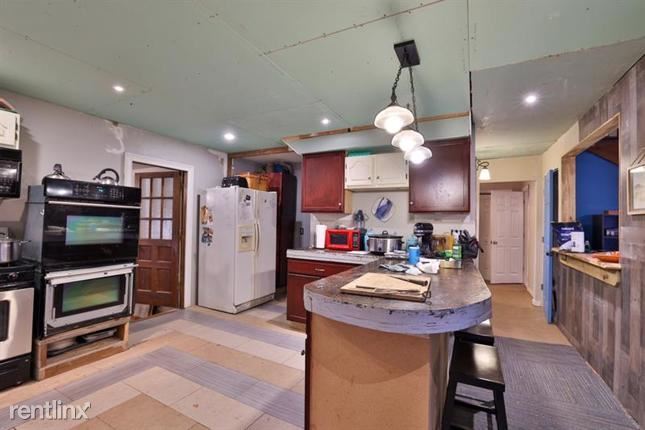 Foto del edificio - 4 br, 3 bath House - 2550 Marsha Circle