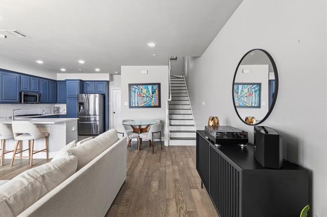 Foto del edificio - 5759 Headquarters Dr