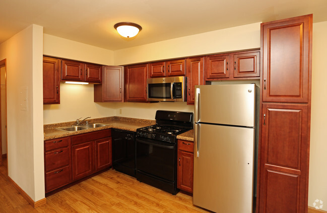 Kitchen - Arbor Hills