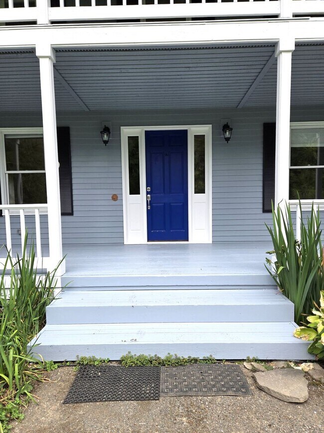 Building Photo - Exceptional Property!  Large home on 20 ac...