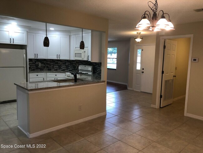 Foto del edificio - 3137 Village Park Dr