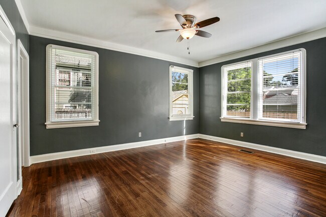 Foto del edificio - 2106 S Carrollton Ave