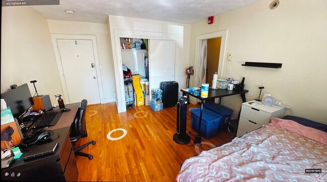 Building Photo - 406 Highland Ave