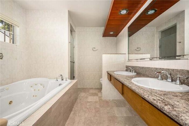 Foto del edificio - 3424 Rockhold Ave