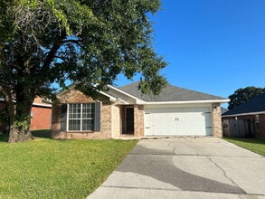 Building Photo - 7911 Red Bean Dr