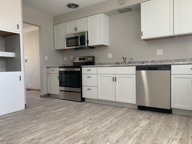 Foto del edificio - 2905 Oakland Rd NE