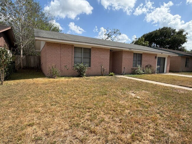 Foto del edificio - 1404 Fairview Dr