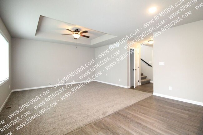 Foto del edificio - 4709 SW Logan St