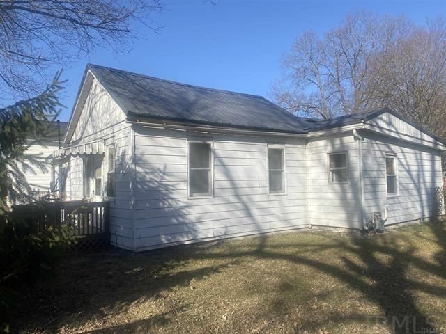 Building Photo - 520 N Maple St