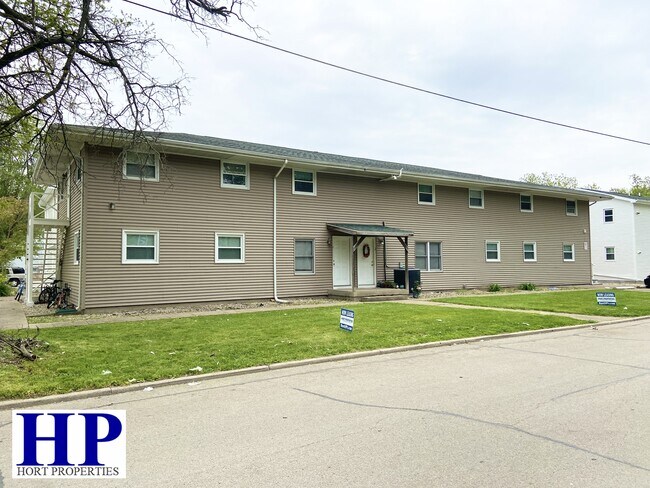 Building Photo - 1107 3rd St