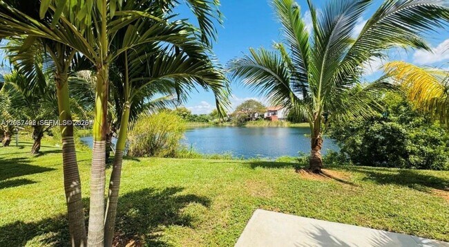 Foto del edificio - 15635 SW 74th Cir Dr