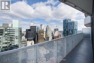 Building Photo - 100 Harbour St