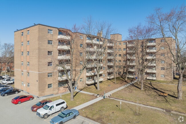 121, 131 Minerva Avenue, 3744 St. Clair Ave. - 121 Minerva Ave