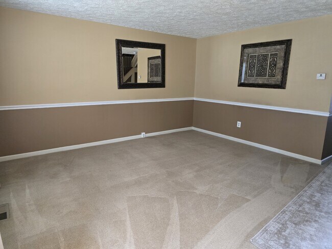 Foto del edificio - 5478 Prince William Ct