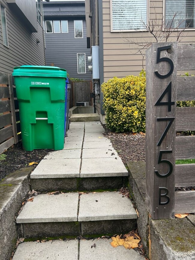 Photo - Gorgeous, Newer Construction Studio in Highly Desired University Park Neighborhood Apartment