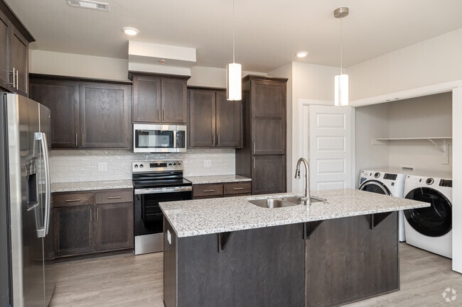 Interior Photo - 102 West Crossing Apartments