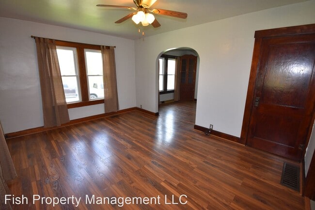 Building Photo - 2 br, 1 bath House - 10470 N 900 W