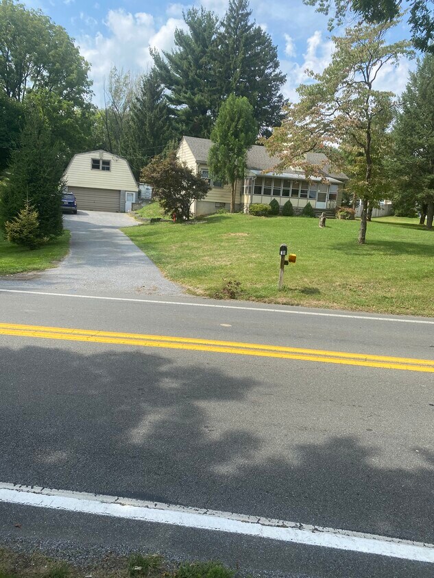 Primary Photo - 70 Green Valley Rd