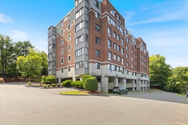Building Photo - 100 Ledgewood Dr