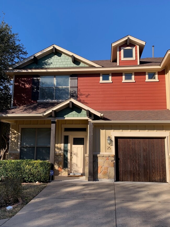 Building Photo - 6708 Menchaca Rd