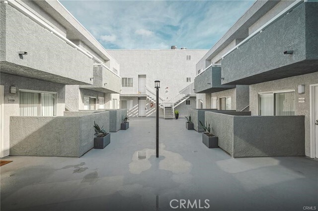 Foto del edificio - 4406 Cahuenga Blvd