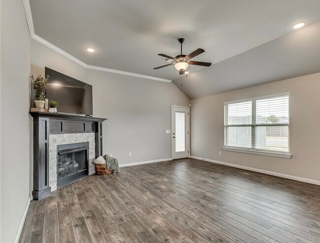 Foto del edificio - 3401 NW 162nd St