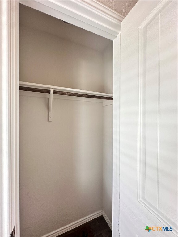 Foto del edificio - 101 Calgary Ln