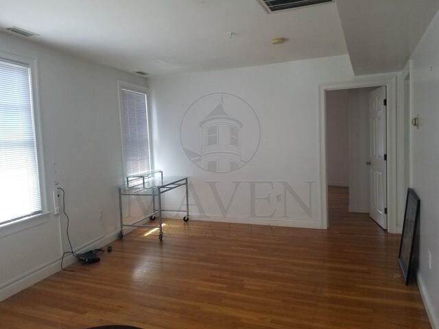Building Photo - 141 Rindge Ave