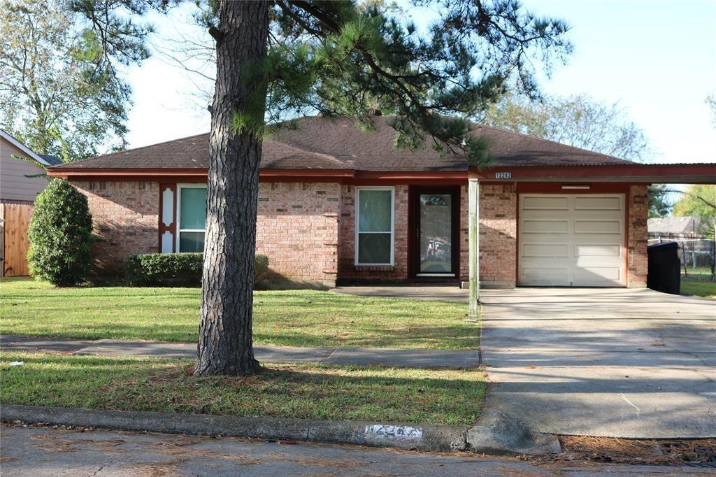 12242 Fairbury Dr, Houston, TX 77089 House for Rent in Houston, TX