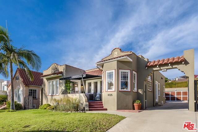 Foto principal - 4725 Ambrose Ave