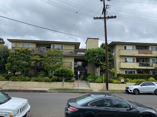 Building Photo - 8063 Redlands St