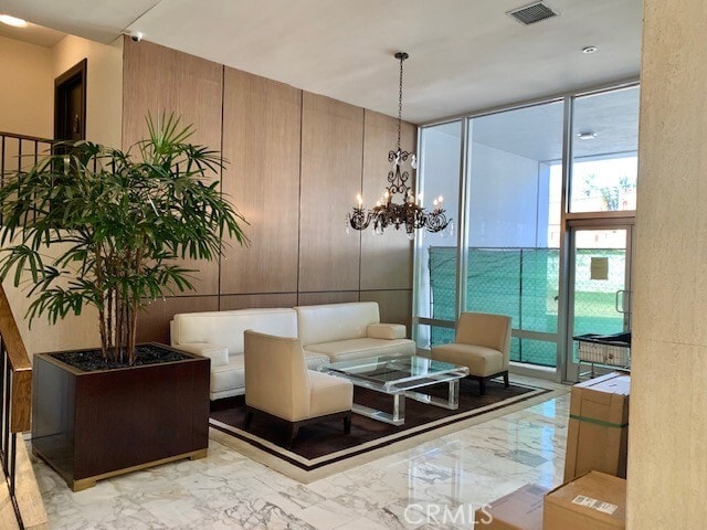 Building Photo - 999 N Doheny Dr