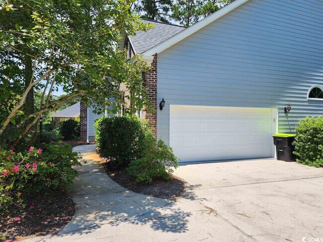 Building Photo - 51 Abelia Ct